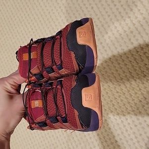 Salomon shoes - Size 13